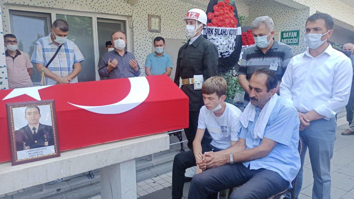 Kazada ölen astsubayın cenaze namazını imam babası kıldırdı