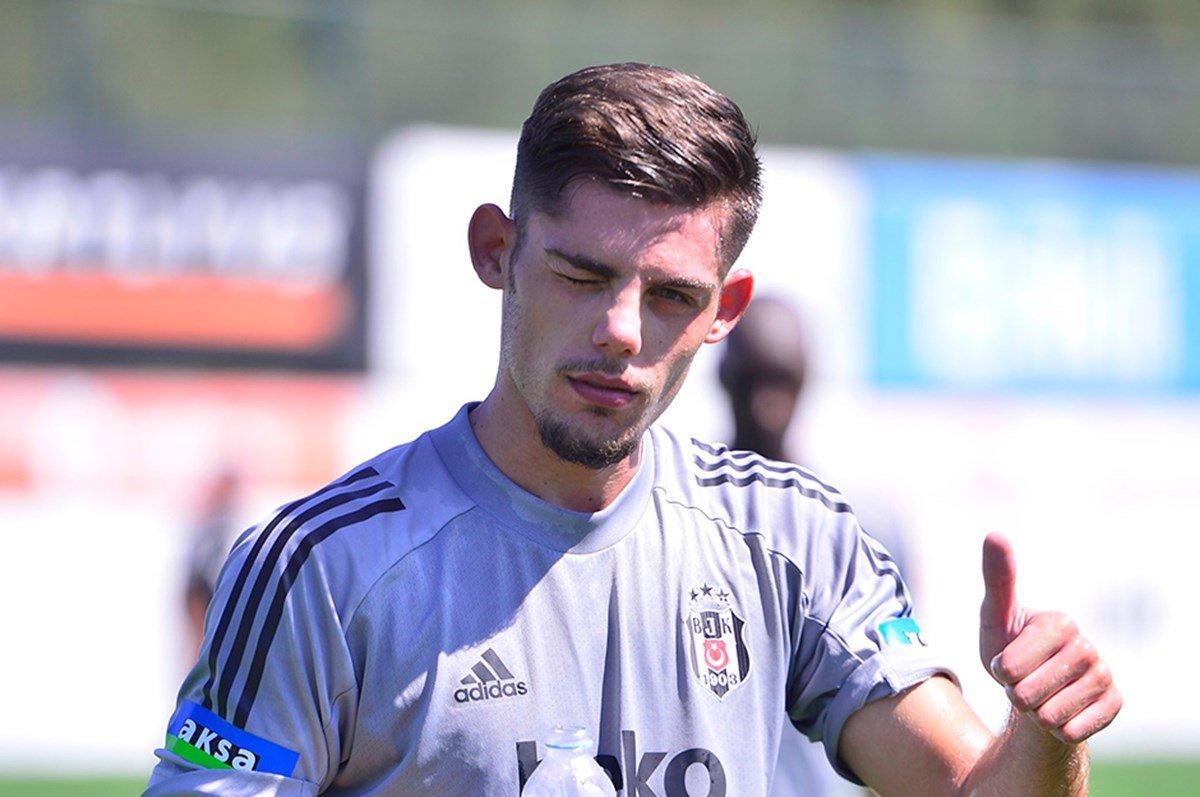 Beşiktaş, Montero ile yeniden anlaştı