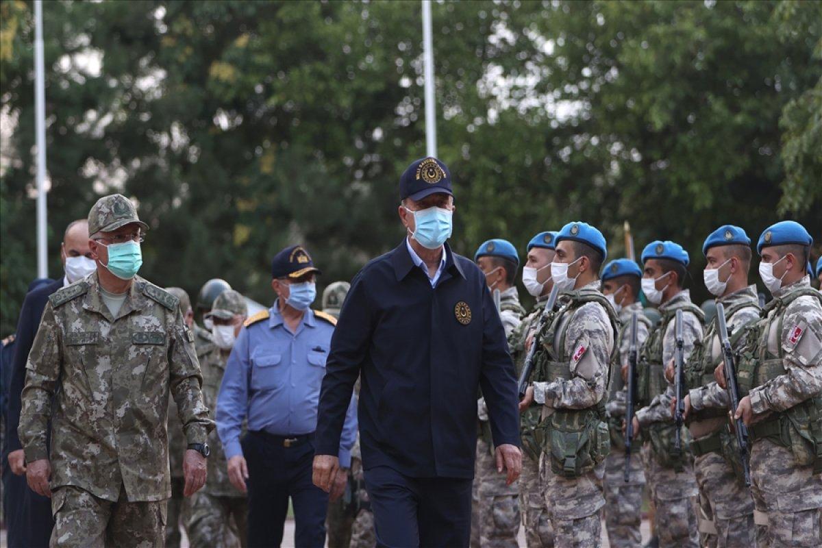 Hulusi Akar, TSK komuta kademesi ile birlikte Yunanistan sınırında