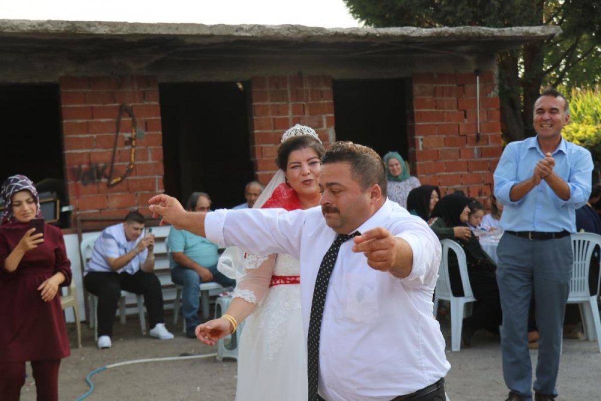 Sakarya'da görme engelli çift tüm engelleri aşarak evlendi