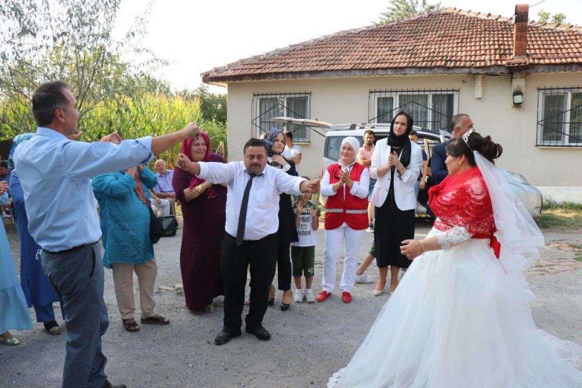 Sakarya'da görme engelli çift tüm engelleri aşarak evlendi