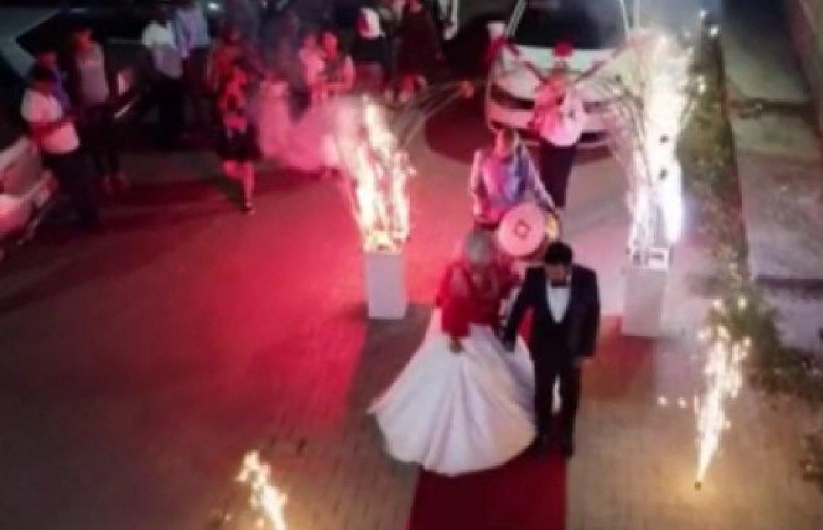 Denizli'de gelinin testi pozitif çıkınca damatla birlikte 22 kişi karantinaya alındı