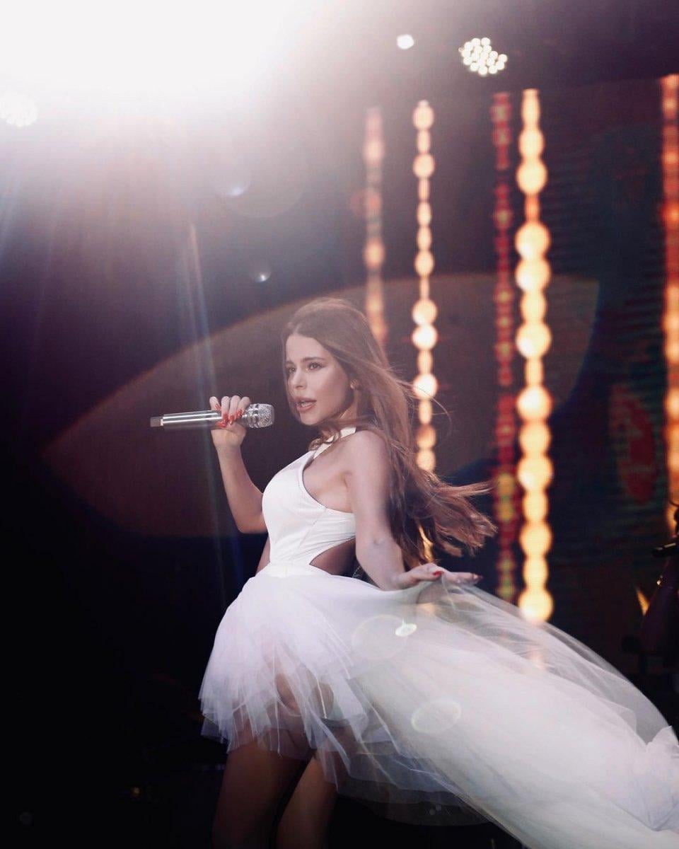 Simge Sağın'ın dövmesi olay yarattı