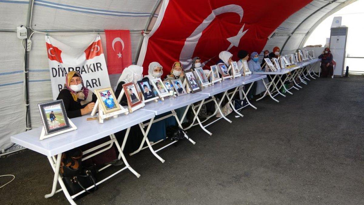 Diyarbakır annelerinin direnişi PKK'yı çökertiyor