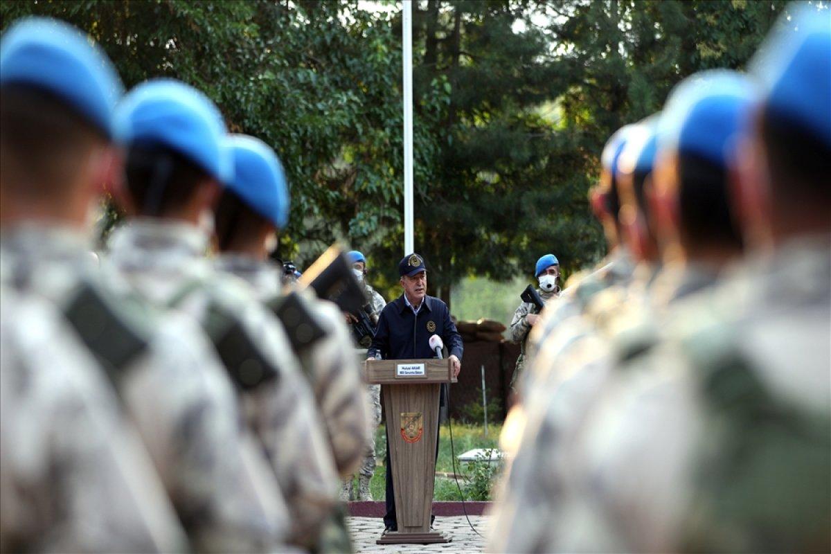 Hulusi Akar, TSK komuta kademesi ile birlikte Yunanistan sınırında