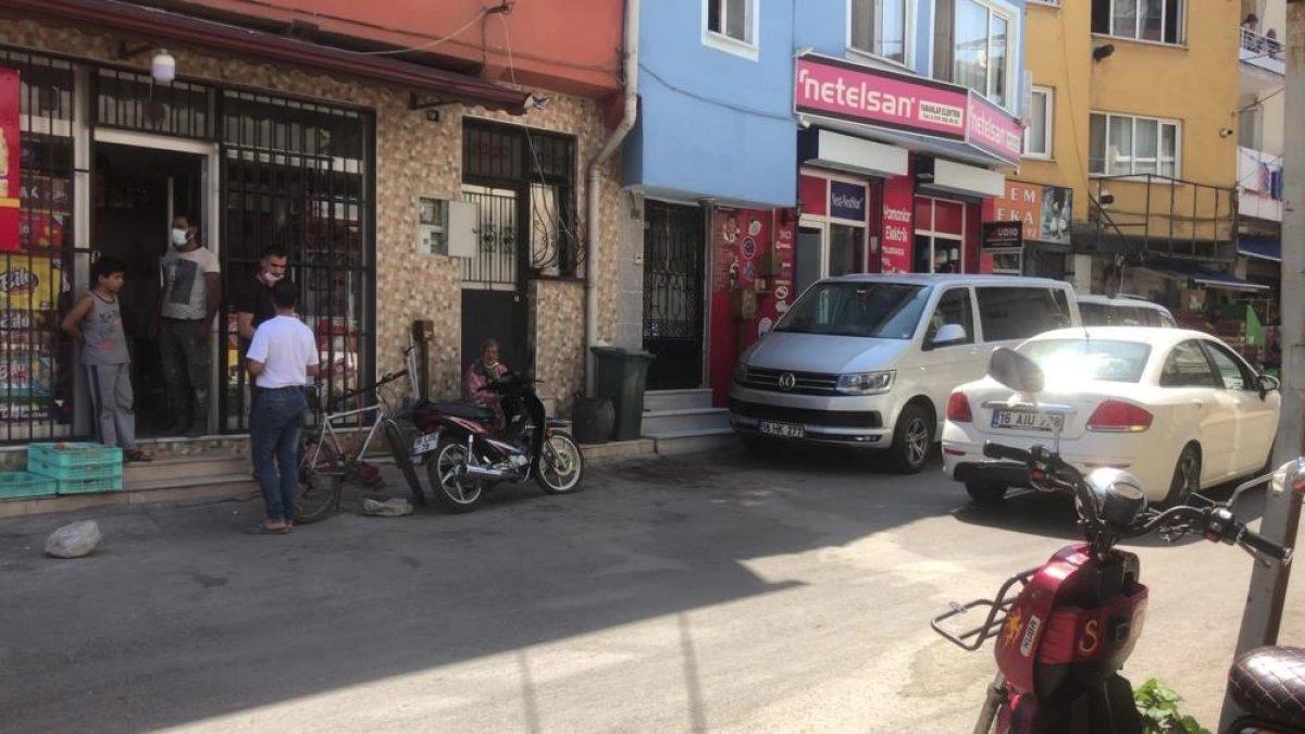 Bursa'da tartıştığı kişi tarafından dükkanında vuruldu
