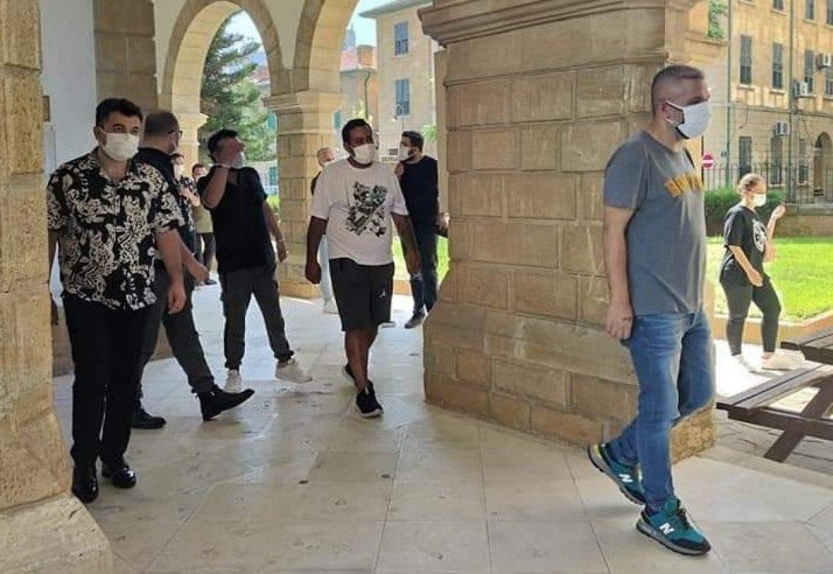 Bülent Ersoy’un orkestra ekibinin PCR testi sahte çıktı