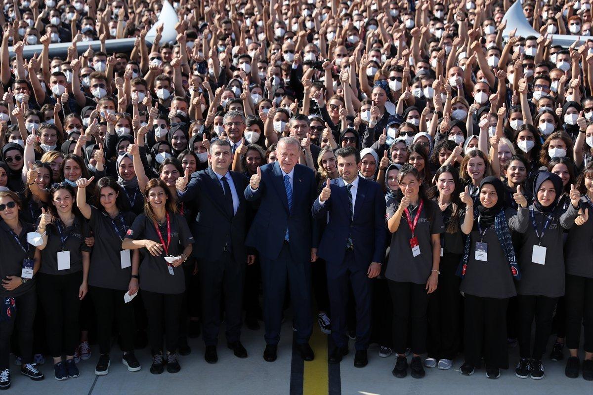 Cumhurbaşkanı Erdoğan, Bayraktar Akıncı TİHA’yı imzaladı