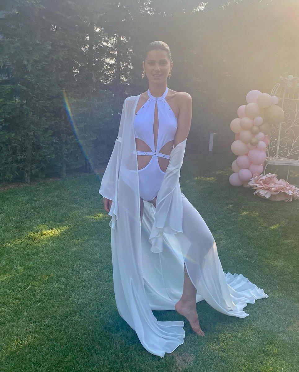 Nazlı Kayı'nın üvey babası vefat etti