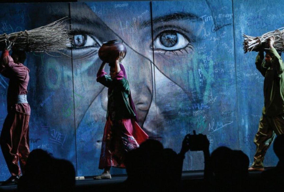 Merak konusu oldu! Cumhurbaşkanı Erdoğan'ın 30 Ağustos törenindeki o tablo...