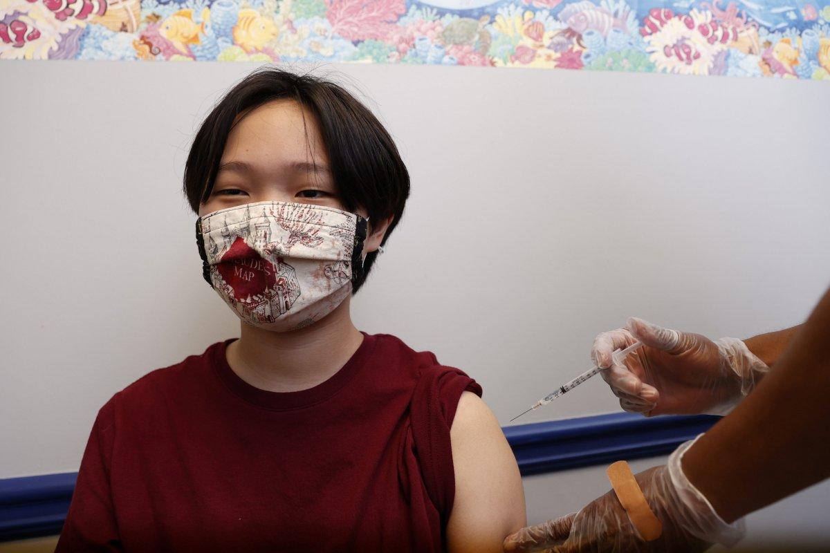 Anthony Fauci: Okula giden çocuklara koronavirüs aşısı zorunlu olmalı