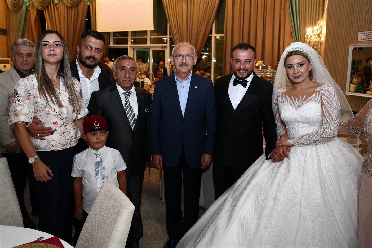 Kemal Kılıçdaroğlu Ankara Keçiören'de bir düğüne katıldı
