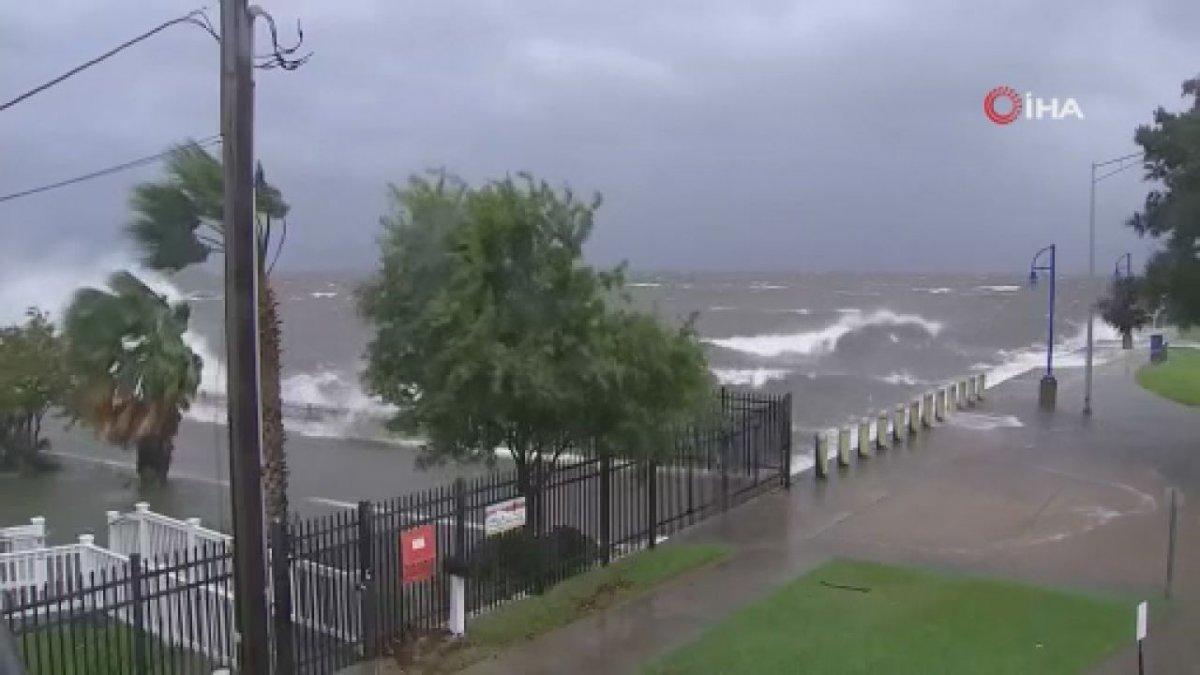 Küba'da etkili olan Ida Kasırgası, ABD'ye ulaştı