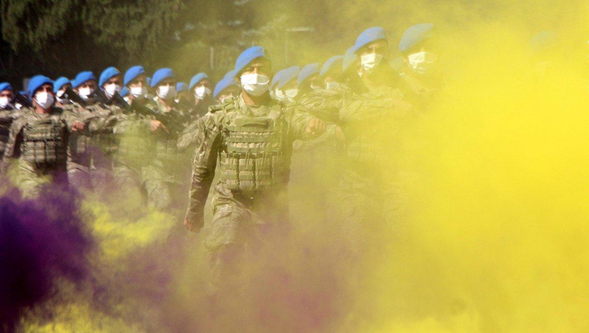 Bolu’da mavi bereli komandoların görkemli 30 Ağustos yürüyüşü