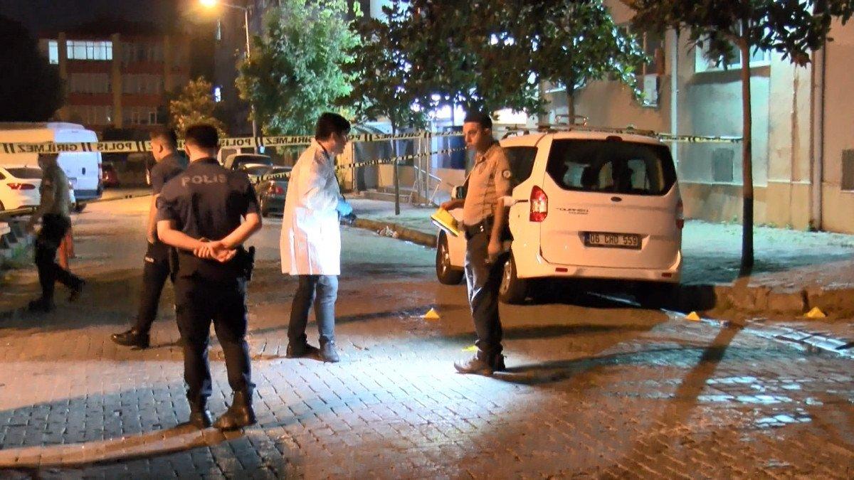 Güngören’de, parkta kurşun yağmuruna tutulan şahıs yaralandı