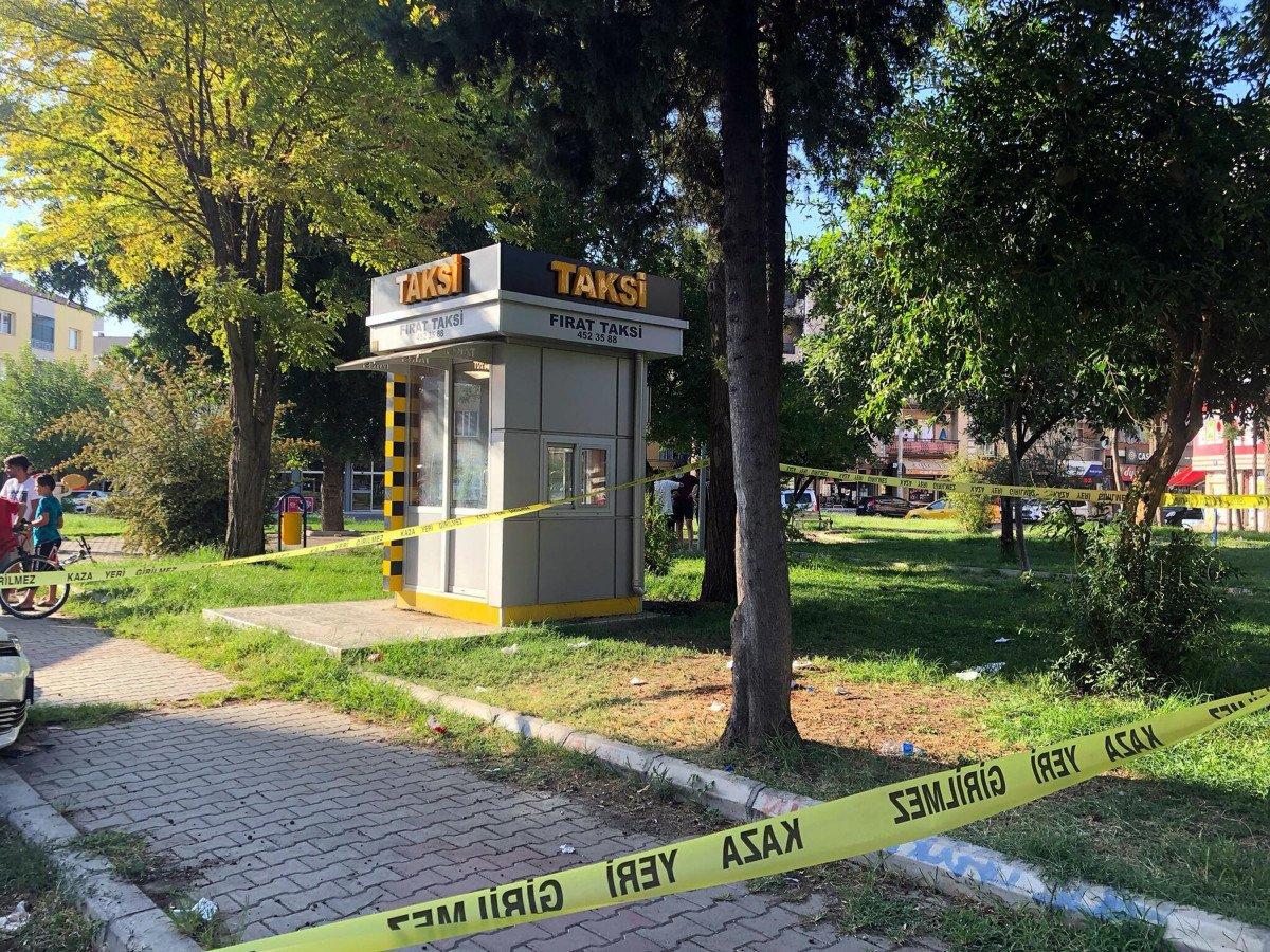 İzmir’deki parkta cinayet: Kız arkadaşının 2 yakını aranıyor