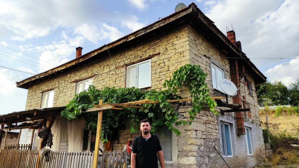 Bursa'da vatandaşlar taş evlerde ömürlerini uzatıyor