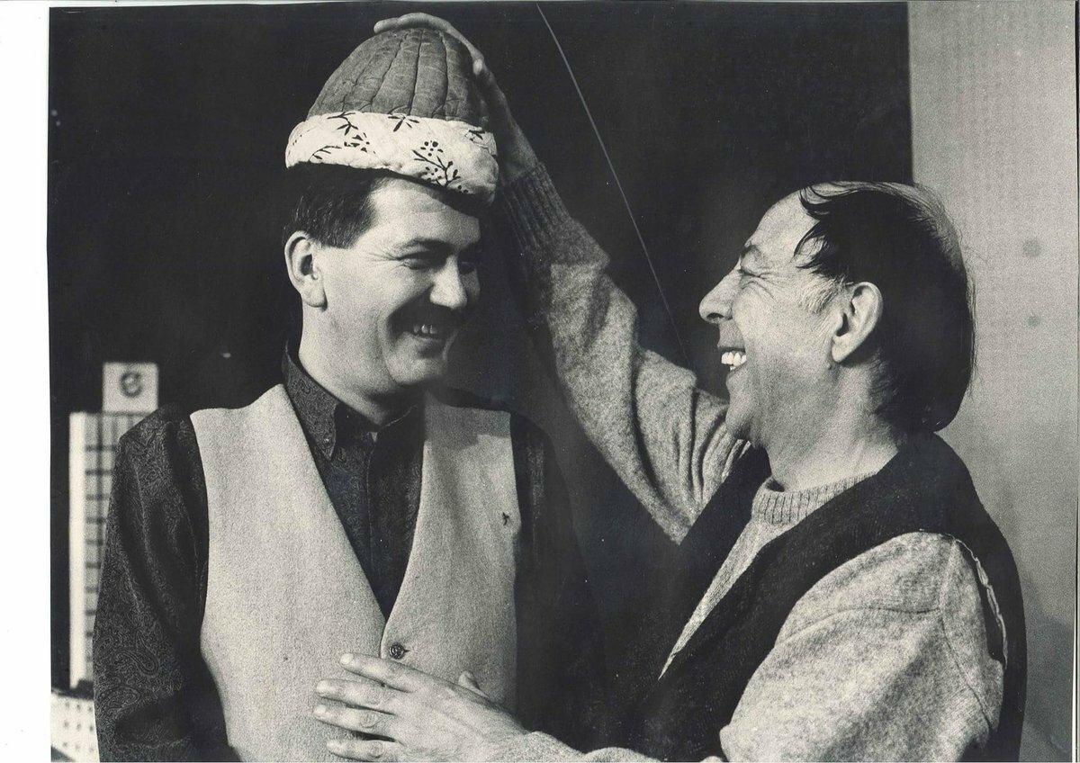 Ferhan Şensoy'un kavuğu Rasim Öztekin'e devrettiği anlar