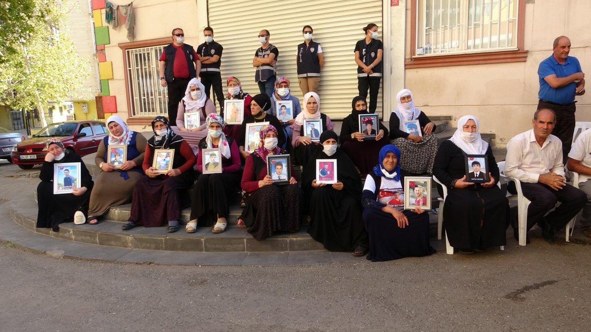 Diyarbakır annesi Sevdet Demir: Biz perişan olduk, sizi çok özledik