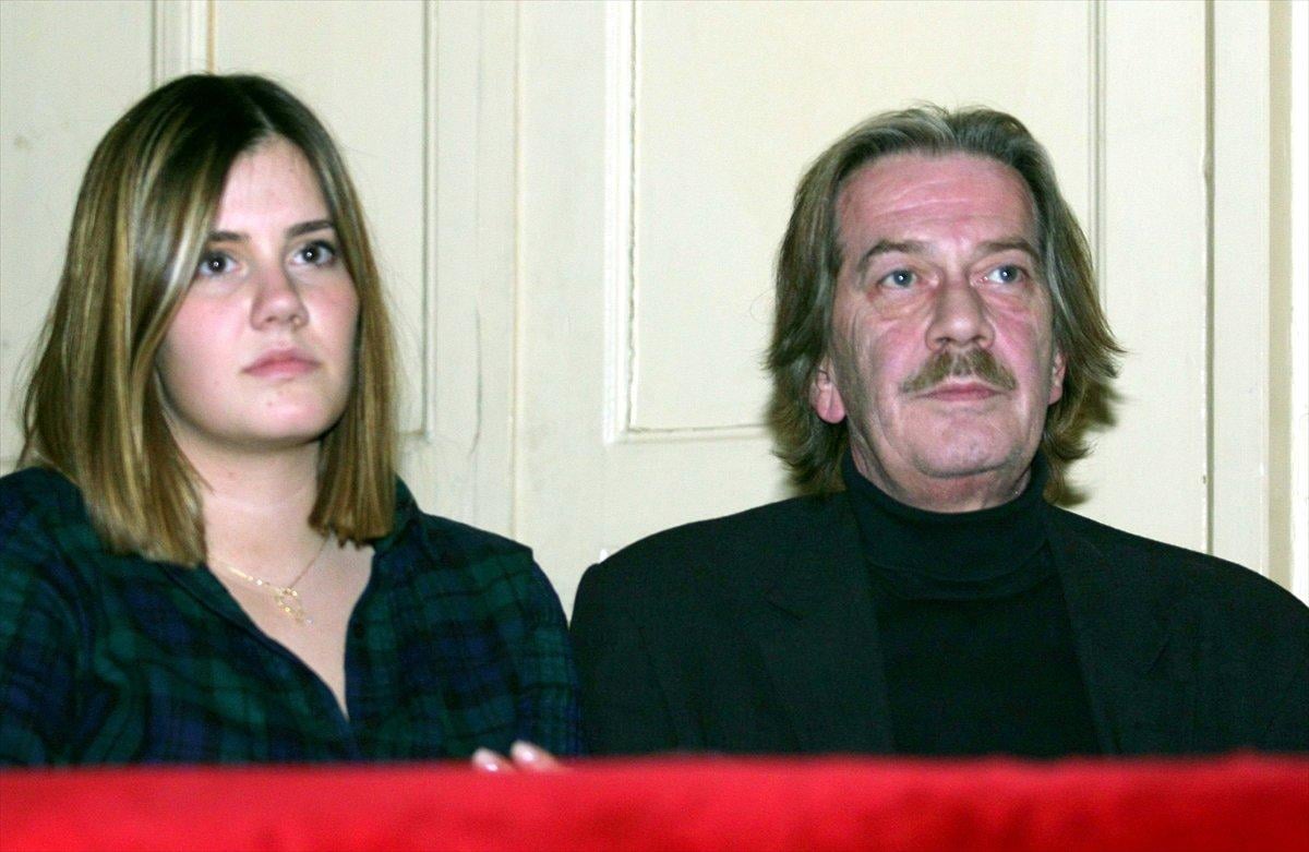 Ferhan Şensoy, hayatını kaybetti