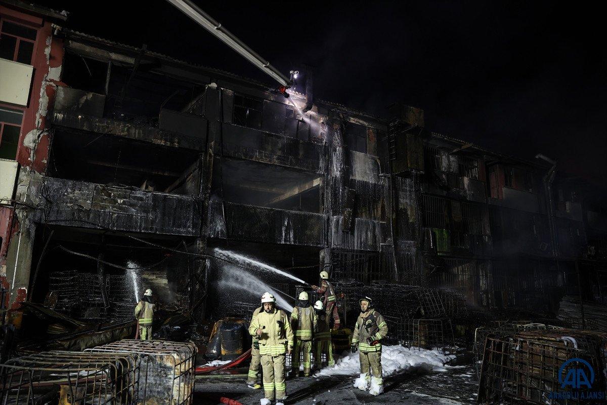 İstanbul, İkitelli Çevre Sanayi Sitesi'nde yangın çıktı