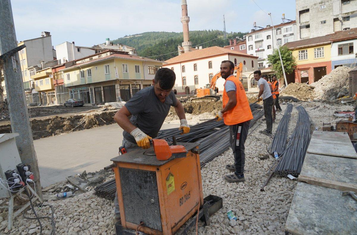TOKİ, selde yıkılan 16 iş yerinin temelini attı