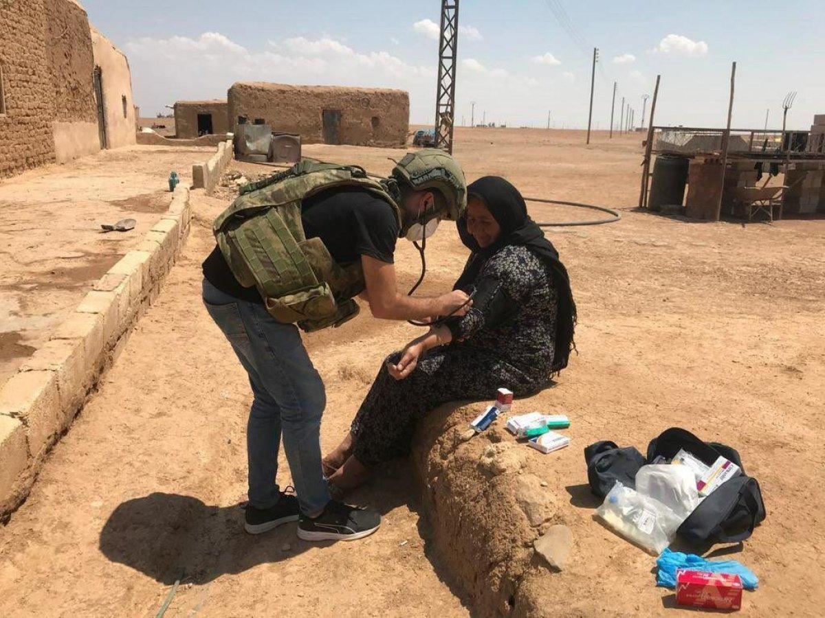 Mehmetçik'ten Suriye halkına yardım