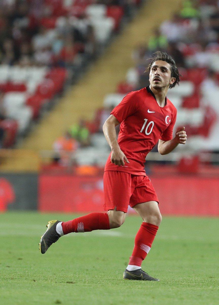 A Milli Takım'da Umut Meraş ve Abdülkadir Ömür sakatlandı