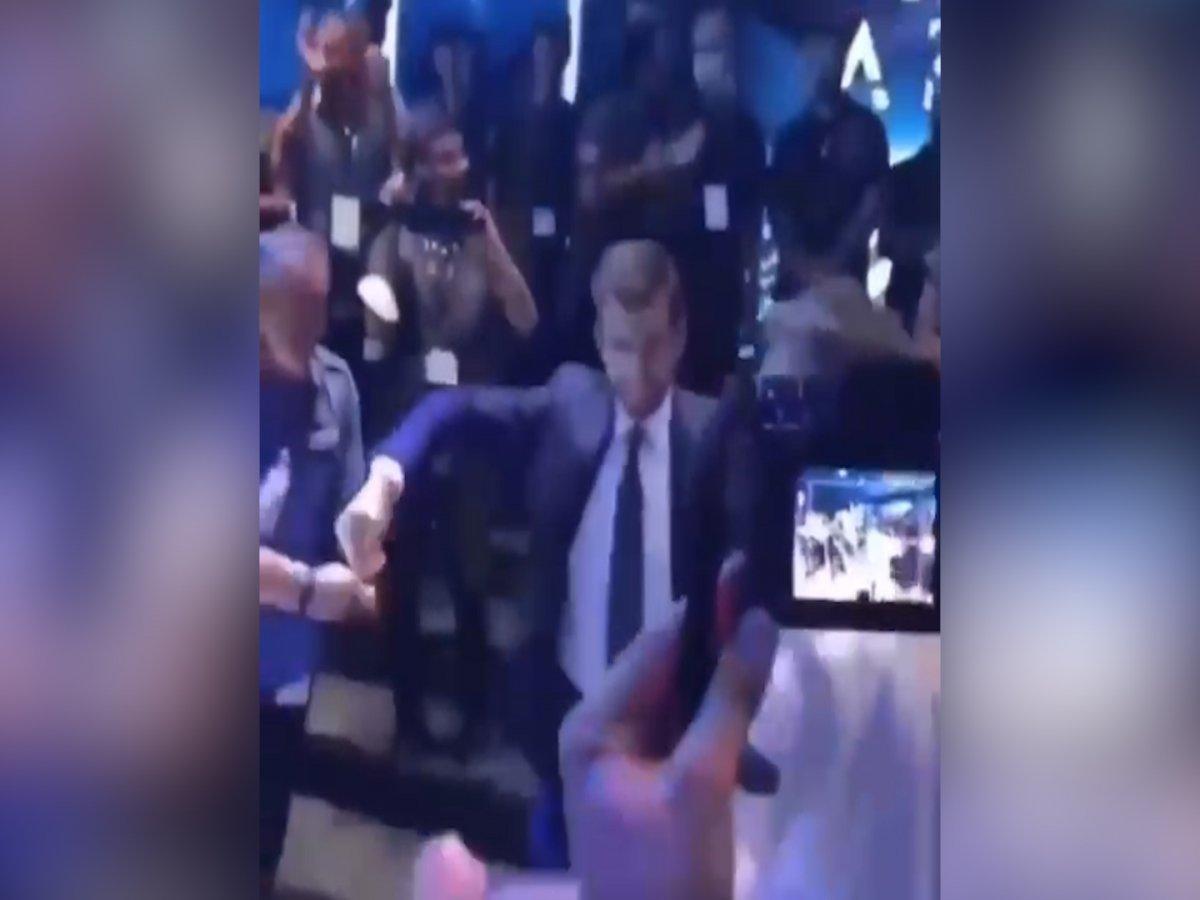 Selçuk Bayraktar ve ekibinden oyun havalı kutlama