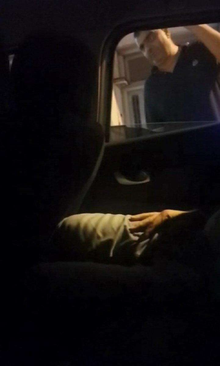 Taksim'de değnekçilik yapan şahsa suçüstü