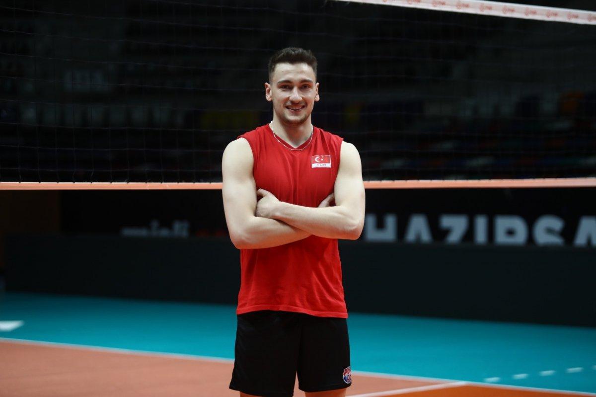 Filenin Efeleri'ni tanıyalım: A Milli Erkek Voleybol Takımı kadrosu