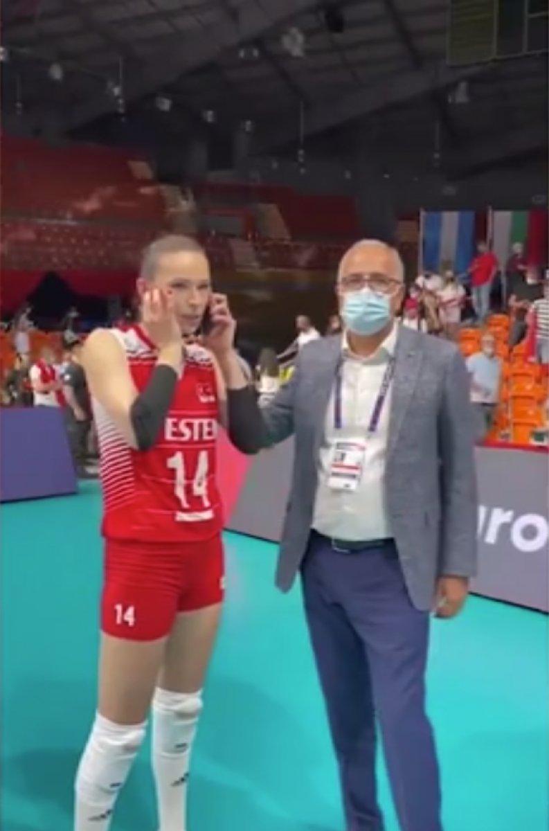 Cumhurbaşkanı Erdoğan, yarı finale yükselen Filenin Sultanları'nı tebrik etti