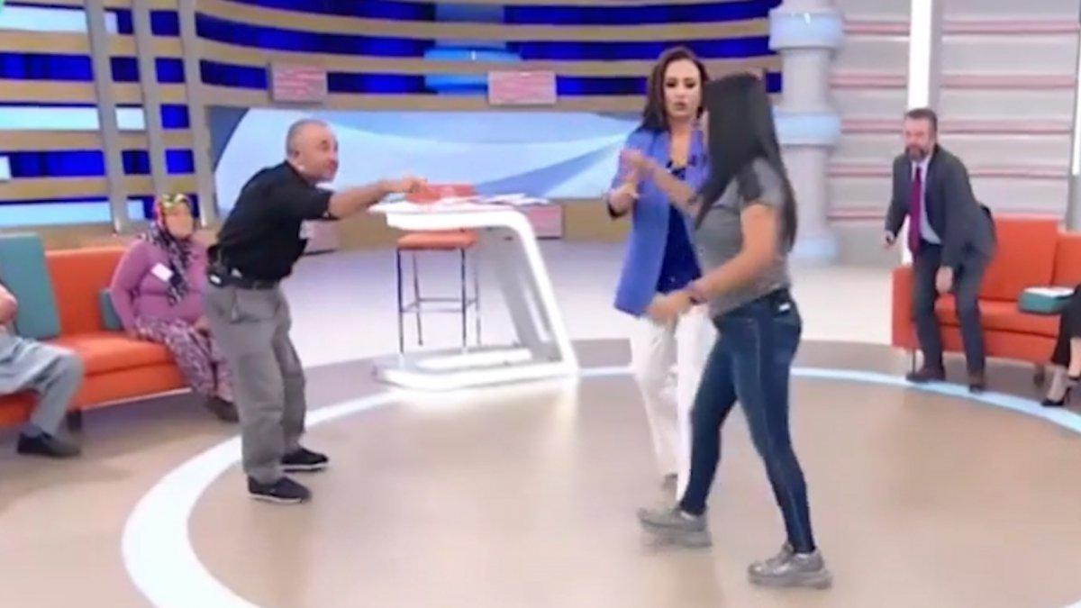 Show TV canlı yayınında eşine 'Zina yaptınız' diye bağırdı