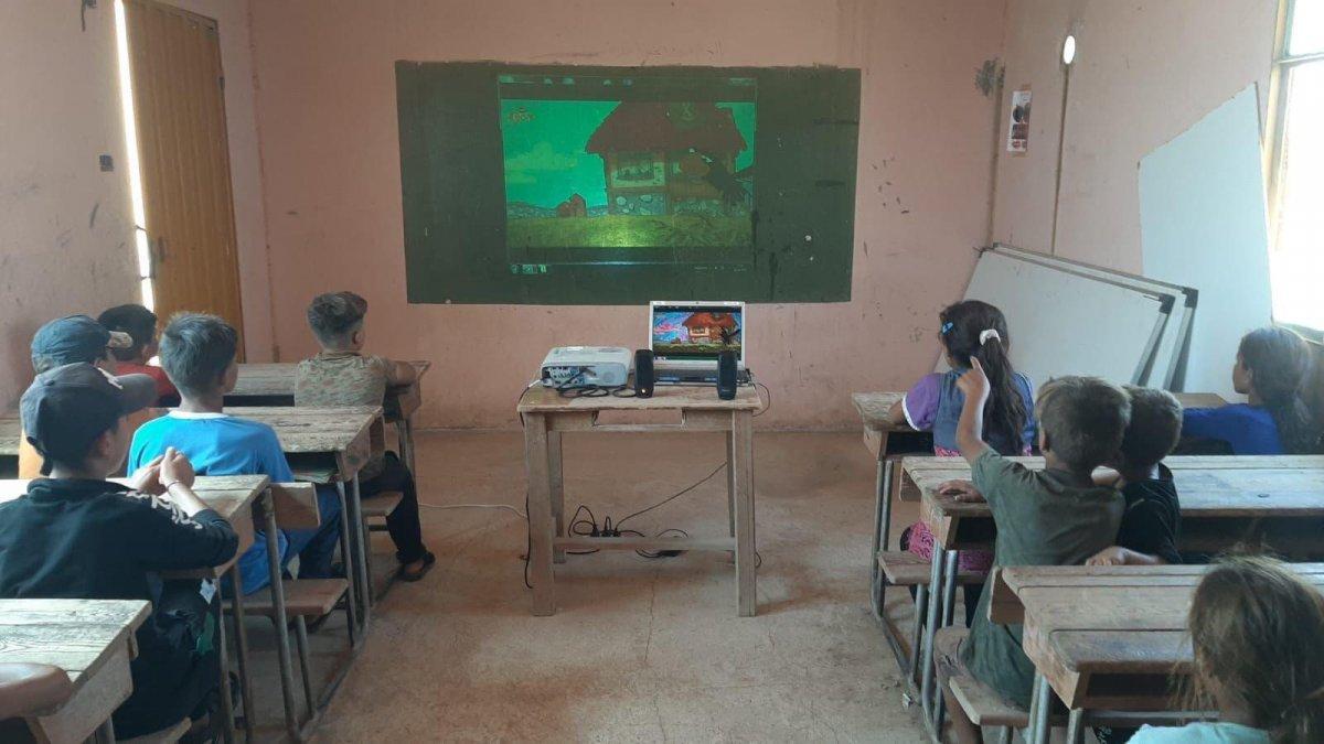 Mehmetçik'ten Suriye halkına yardım