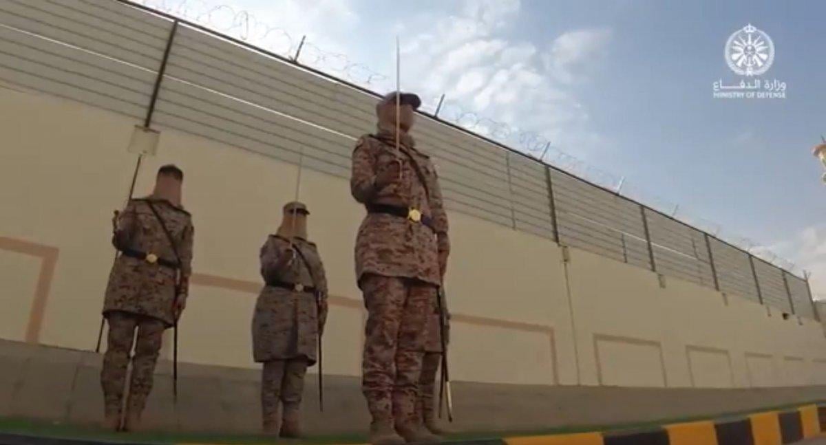 Suudi Arabistan’da ilk: Kadın askerler mezun oldu