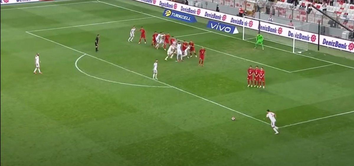 Milli Takım'ın yediği son saniye golünde Altay detayı