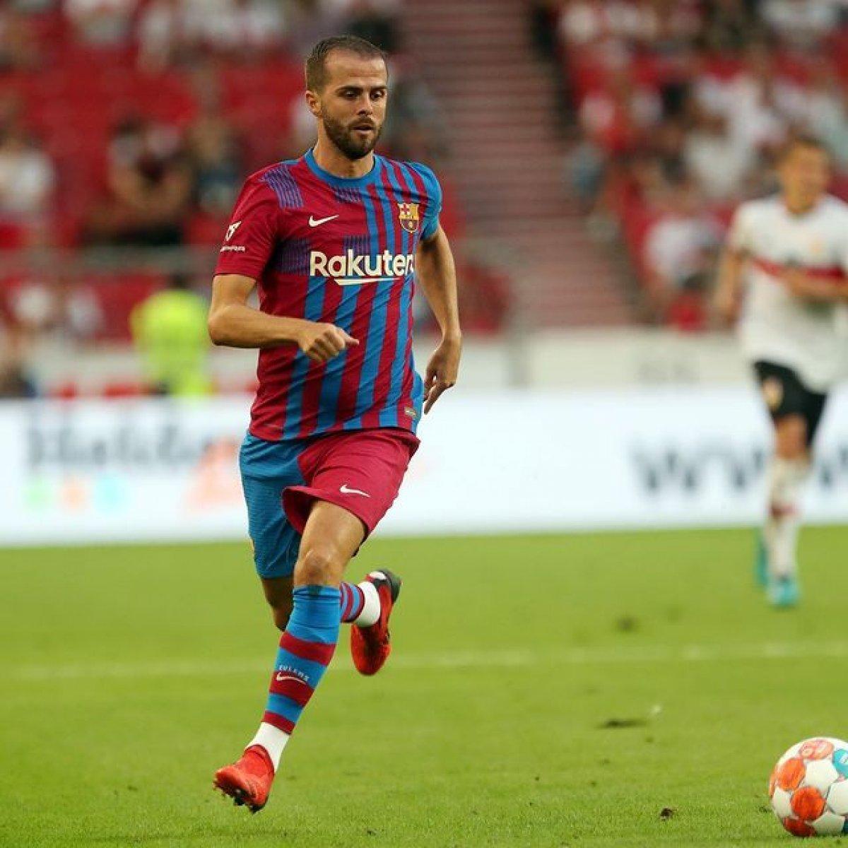 Miralem Pjanic, Beşiktaş için yola çıktı