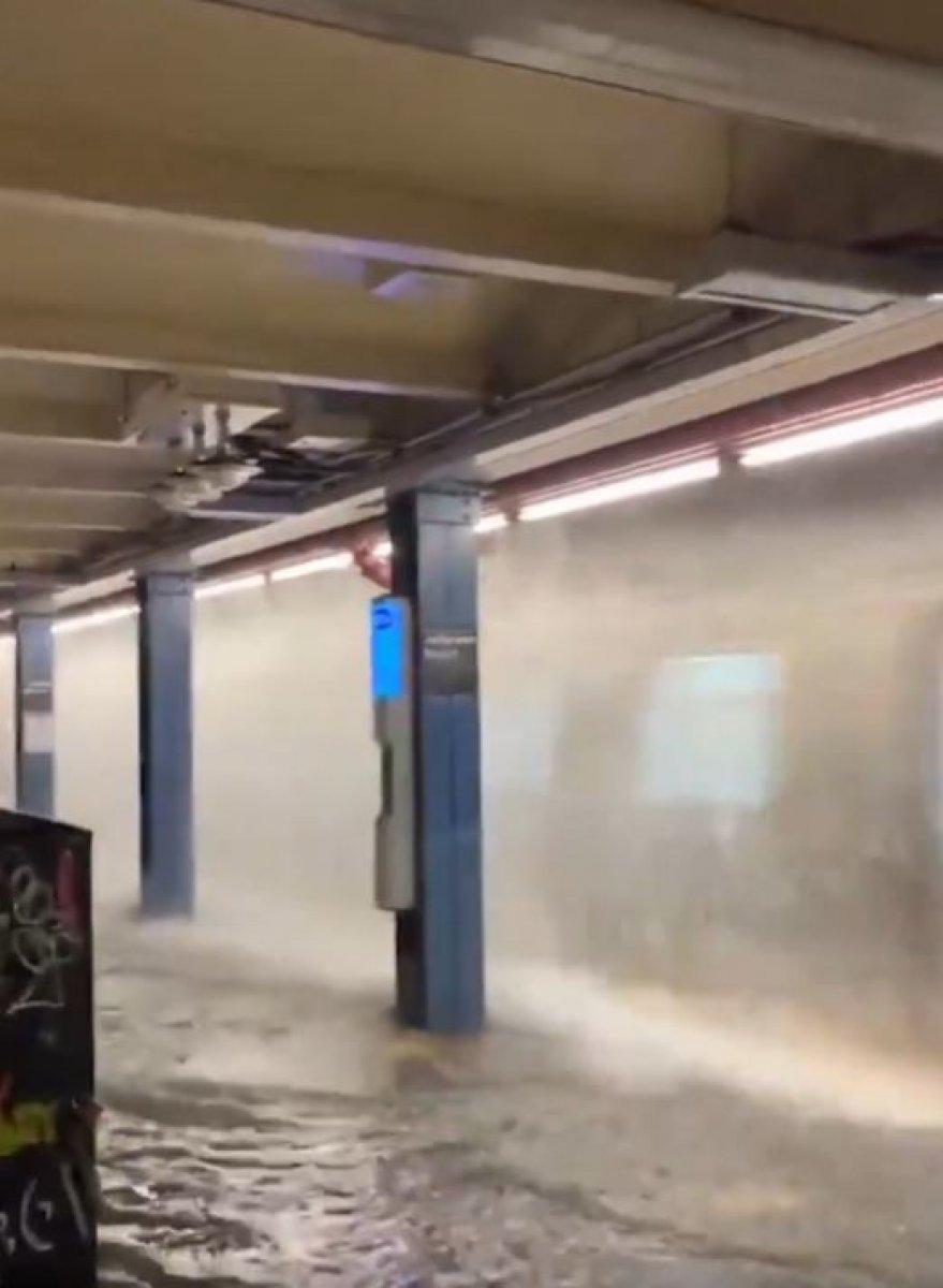 Ida kasırgası, New York'u su altında bıraktı