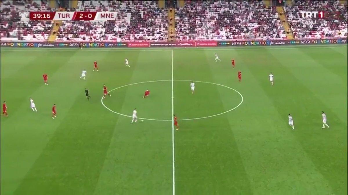 Kenan Karaman'ın kramponunu bağlaması tepki aldı