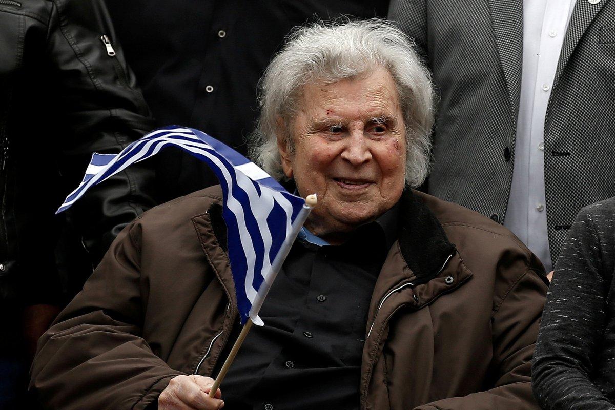Yunan besteci Mikis Theodorakis, hayatını kaybetti