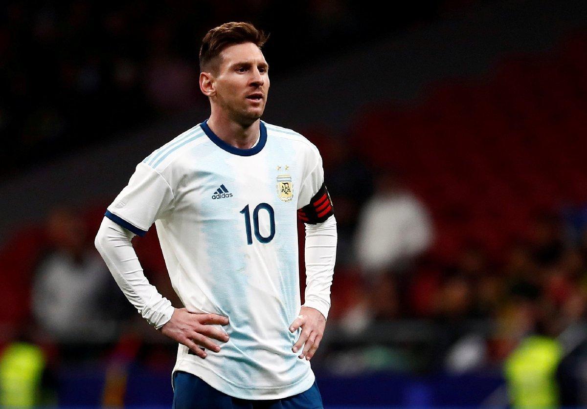 Cristiano Ronaldo milli takım formasıyla en çok gol atan futbolcu oldu