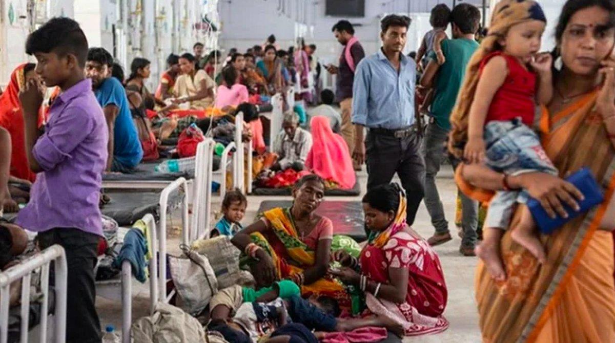 Hindistan’da gizemli yüksek ateşten 50 kişi öldü