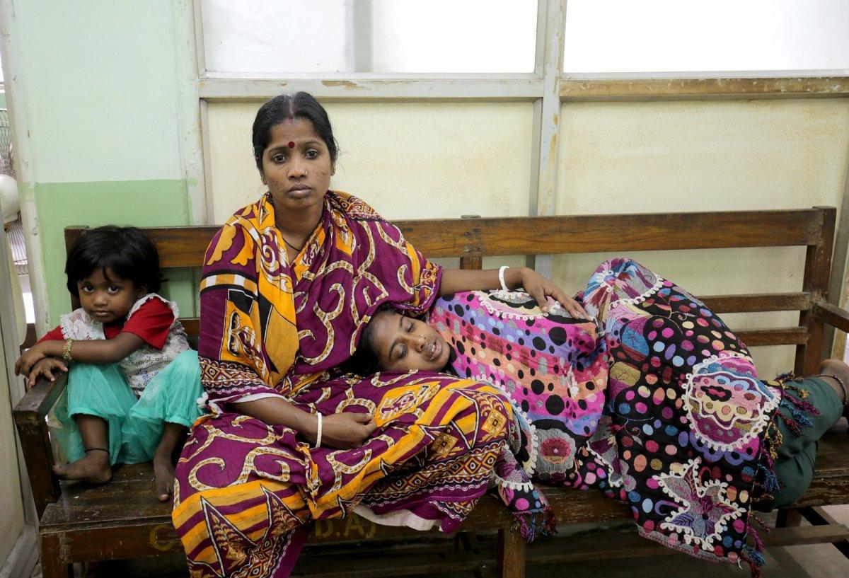 Hindistan’da gizemli yüksek ateşten 50 kişi öldü