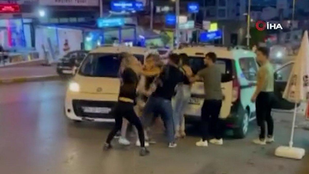Esenyurt’ta TikTok fenomenlerinin laf atma kavgası kamerada