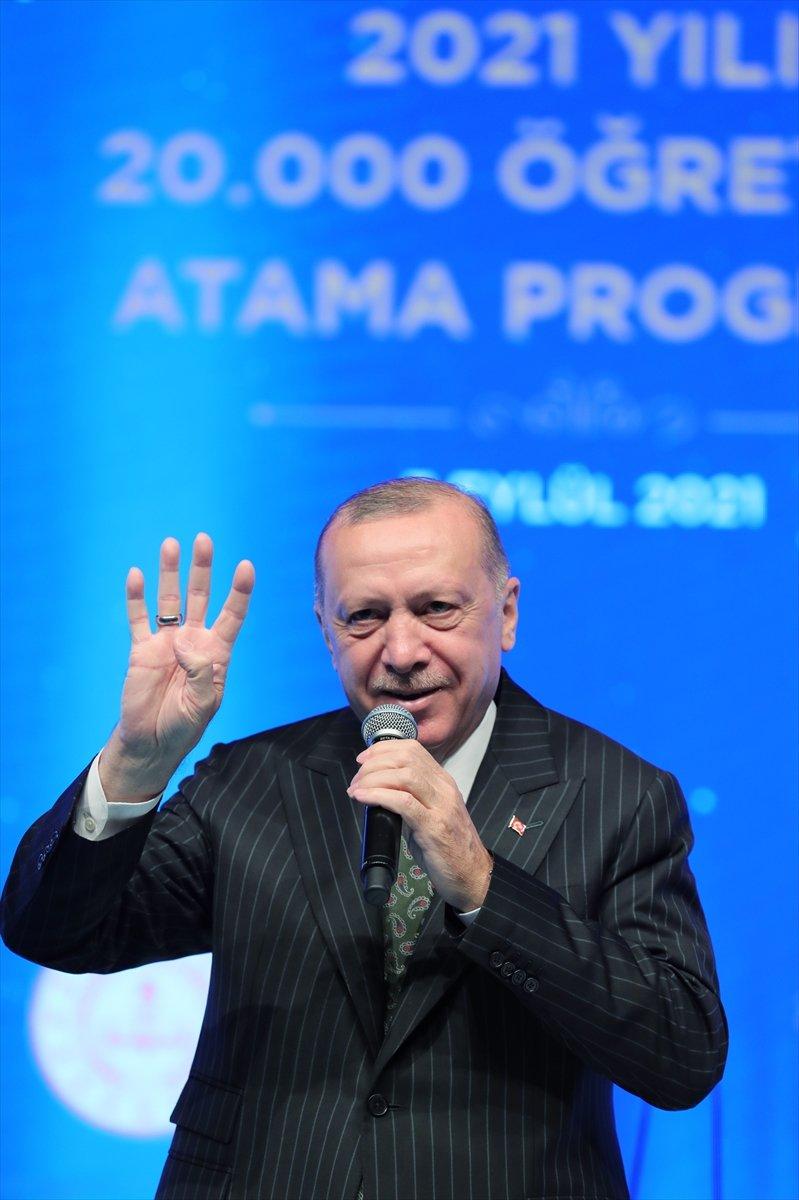 Cumhurbaşkanı Erdoğan, salgın döneminde eğitimde yapılanlar hakkında bilgi verdi