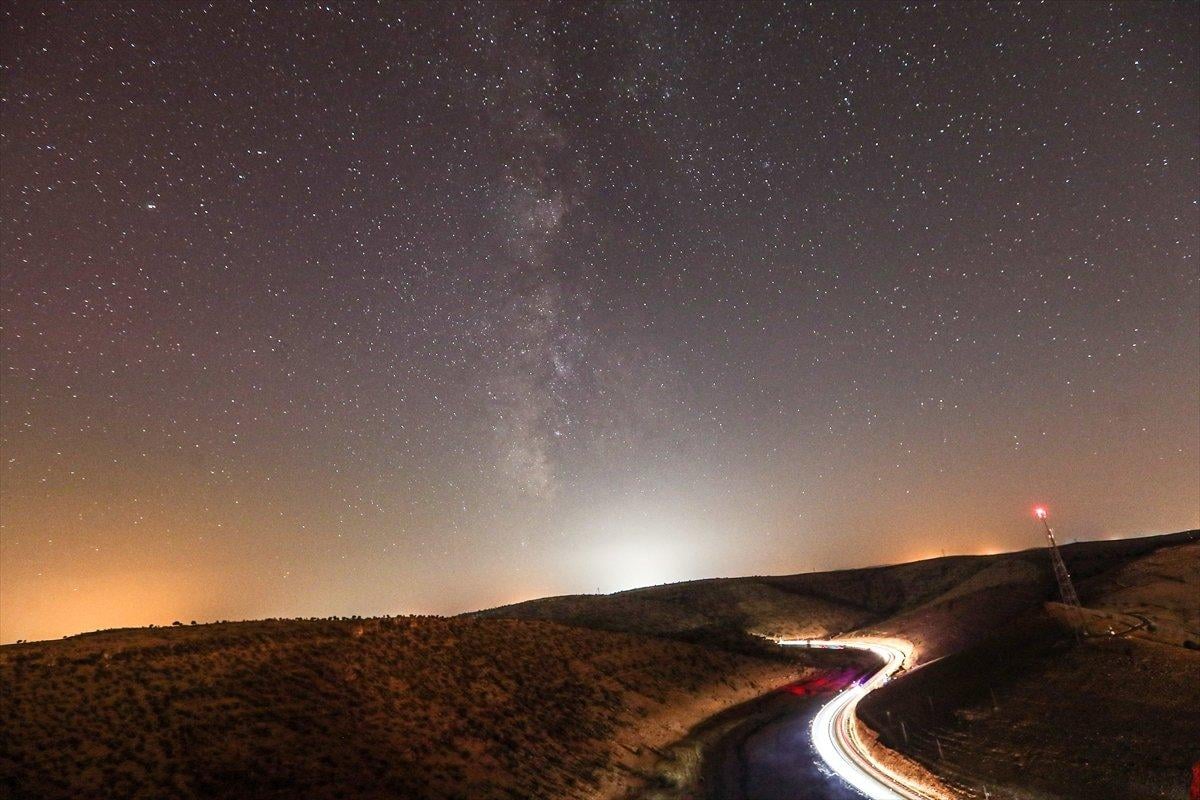 Diyarbakır Zerzevan Gökyüzü Gözlem'inde yıldızlar geceyi aydınlattı