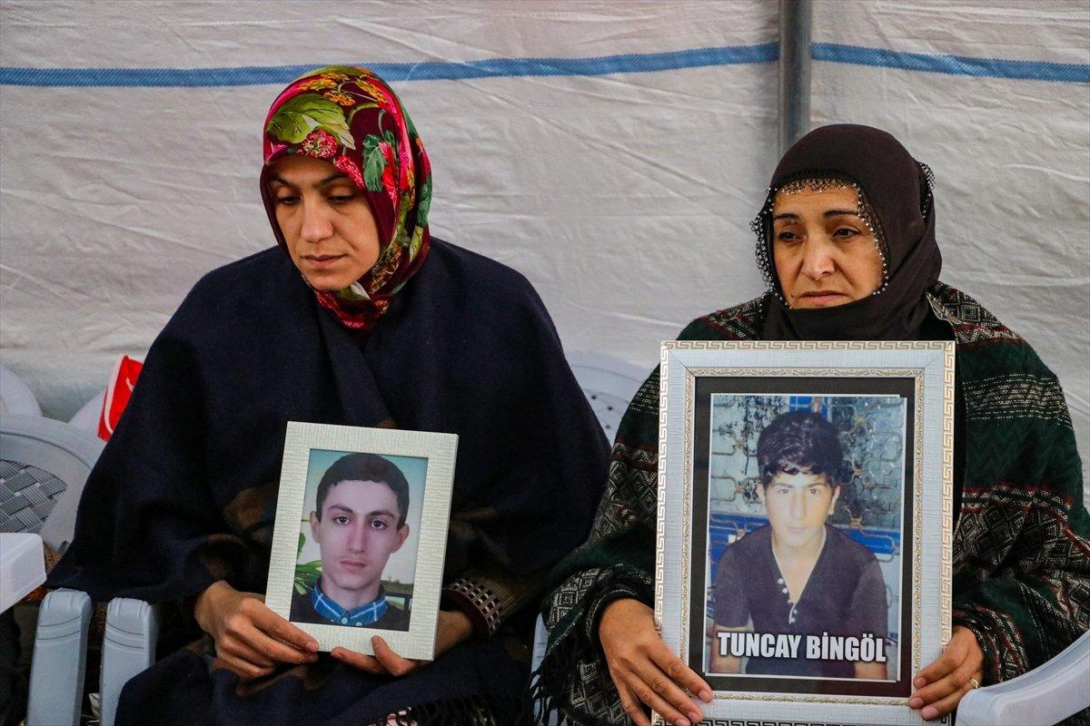 Diyarbakır'da ailelerin evlat nöbeti 3'üncü yılına girdi