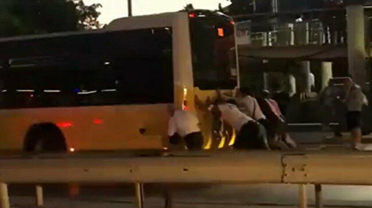 İstanbul'da İETT araçlarındaki arızalar mağduriyet oluşturmaya devam ediyor