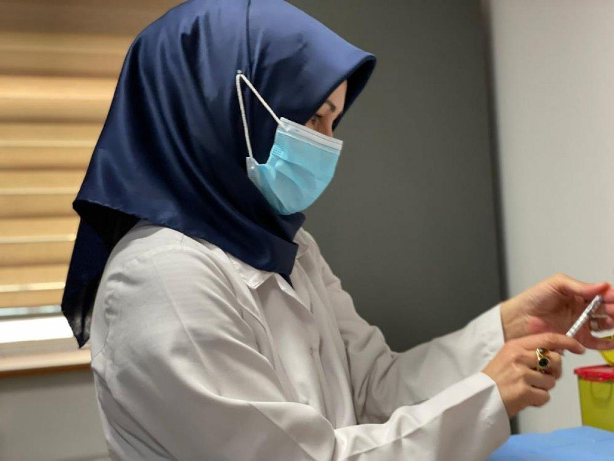 Düzce maviye döndü: Aşılamada yüzde 75'in üstünde