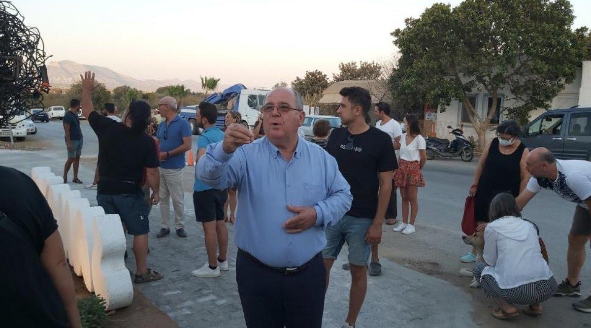 Datça’da sanayi girişine konulan heykel esnafı şaşırttı